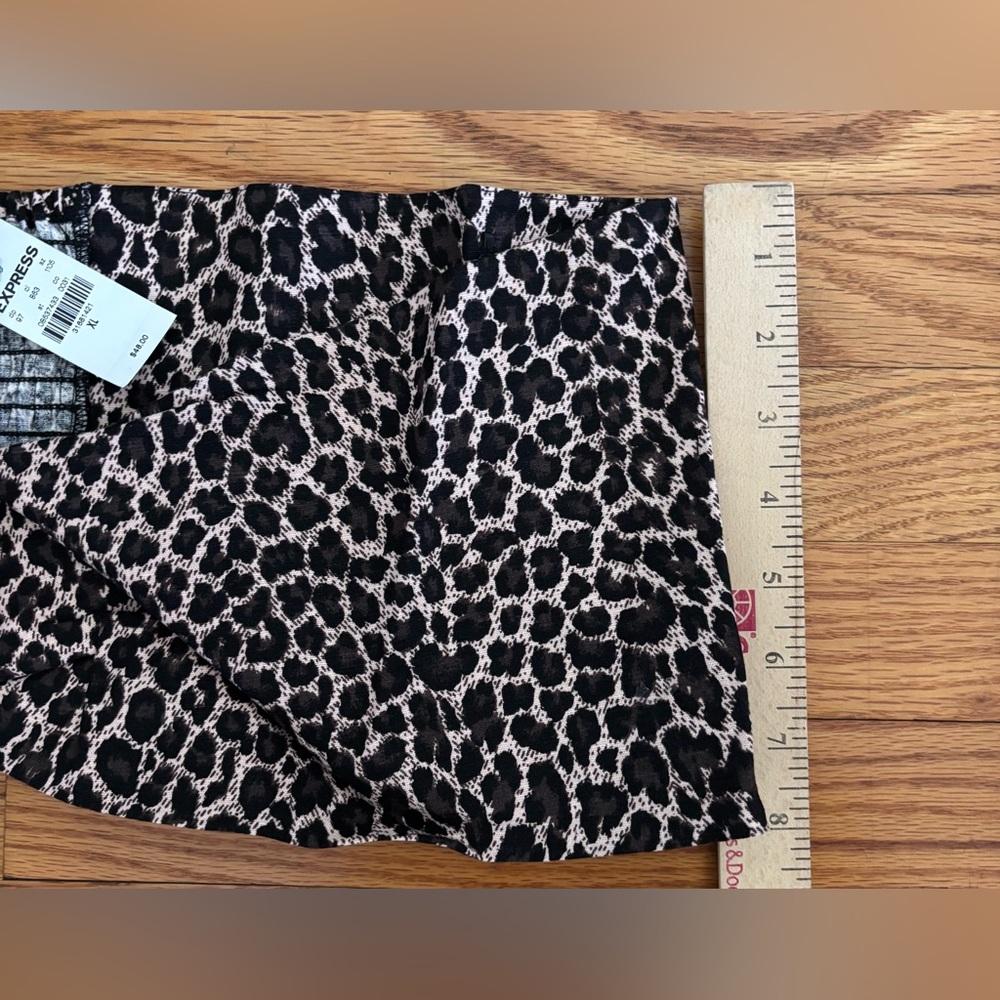 Express Cropped Tube Top Women’s XL Leopard Print Front Tie Casualwear New - Picture 6 of 8
